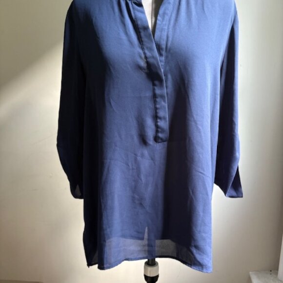 Navy Blue lighweight button sleeve blouse XL - Picture 7 of 11